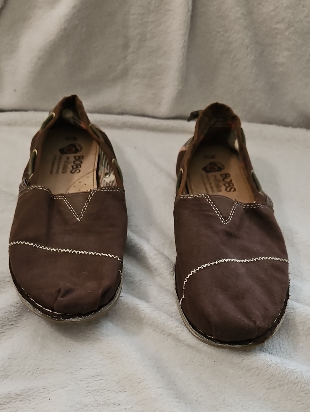 Bobs From Skechers Chocolate Brown Canvas Slip-On 100% Leather Insole Loafers 10